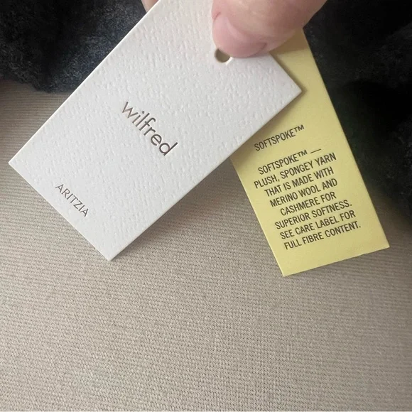 NWT Heather Charcoal Softspoke Wilfred Aritzia Cardigan - Picture 11 of 13